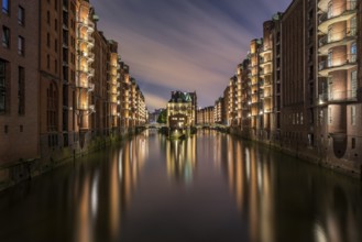 The moated castle in the Speicherstadt, photographed from the Poggemühlenbrücke bridge