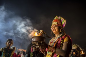 Woman dress as Hindu Goddess Durga, Tamil Nadu, India, Asia