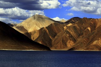 Pangong Tso lake, Ladakh, Jammu and Kashmir, India, Asia