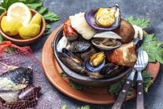 Food, Food, Famous traditional dish of the south of Chile and the Chiloe archipelago, Curanto
