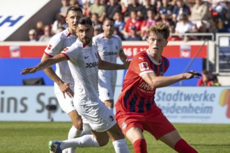 Football match, Vincenzo GRIFO SC Freiburg left and Paul WANNER 1. FC Heidenheim waiting for a