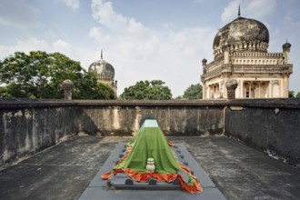 Domed tombs of qutub shahi kings, Hyderabad, Andhra Pradesh, India, Asia