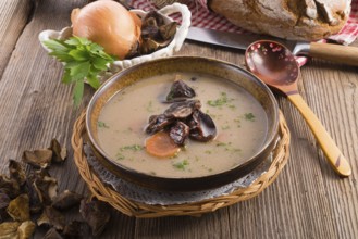 Stone mushroom soup