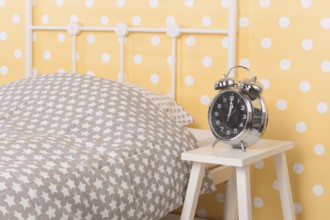 Yellow Bedroom with single bed