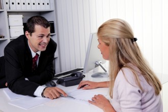Man and woman at a counselling session Austria