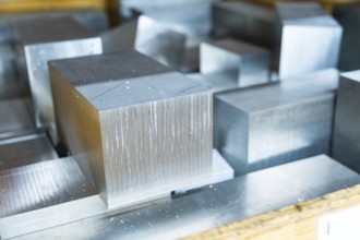 Aluminium blocks and plates in the industry
