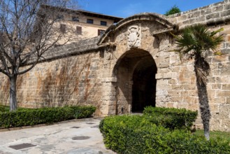 City gate, city wall, Carrer Portella Passeig Dalt Murada, Palma de Majorca, Majorca, Balearic