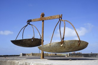 Scales, old scales, fish market, port of Ponta do Sol, fishing port, Boca de Pistola, Ponta do Sol,
