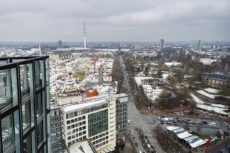 Hamburg Cathedral, fairground, funfair on the Heiligengeistfeld, view from above of the Sankt Pauli