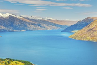 View across Lake Wakatipu and the Remarkables Mountain Range, Queenstown, South Island, New