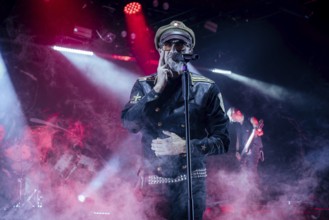 Alexander Wesselsky, singer of Eisbrecher live on Kaltfront Tour 2025 Tour in the Columbiahalle