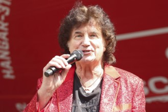 Olaf the Flipper at the Schlager Radio - Festival in Neuruppin at Hanger 312 on 24.05.25