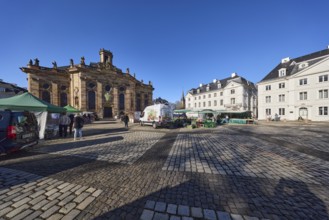 Ludwigskirche, weekly market market, market stalls, vehicles, cobblestones, historic buildings,