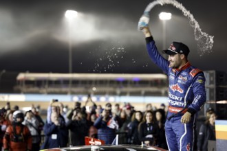 TY MAJESKI (98) wins the NASCAR Craftsman Truck Series Championship Race at Phoenix Raceway in