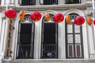 17.12.2017, Singapore, Republic of Singapore, Asia, Traditional shophouse with lanterns in the