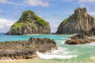 Turquoise water around the Two Brothers rocks, Fernando de Noronha, UNESCO World Heritage Site,