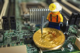 Asic farm mining for shiny golden bitcoin cryptocurrency