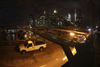 Night of the Brooklyn Bridge. Shooting Location: New York, Manhattan