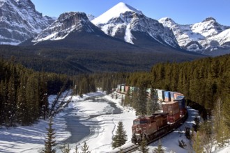 Lake Louise Rocky Mountains Train Tracks Morants Curve Canada
