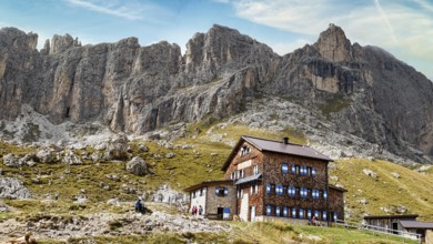 Rifugio Roda di Vael (Croda Rossa hut) in the Dolomites