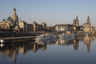 Dresden, view over the Elbe at sunrise
