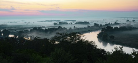 River Warta at dawn