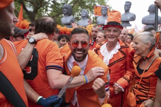 06/07/2024, Berlin, Germany, Europe, Fans of the Dutch national football team celebrate on a fan