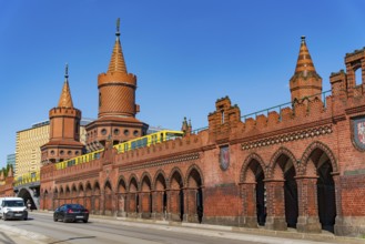 Oberbaumbrucke, Oberbaumbrücke in Berlin, Deutschland