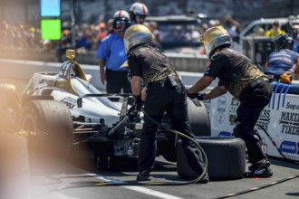 INDYCAR driver, RINUS VEEKAY (21) of Hoofddorp, Netherlands, brings his Ed Carpenter Racing