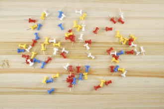 Scattered colorful thumbtack. Shooting Location: Yokohama-city kanagawa prefecture