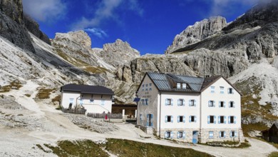 Vajolet Hut (Rifugio Vajolet) below the Vajolet Towers in the Dolomites, Italy, Europe