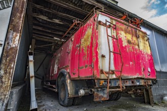 Abandoned places such as factories, farmhouses, shops, houses, facilities and clinics in Germany