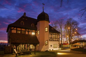 Hoflößnitz House on a winter evening, Radebeul, Saxony, Germany, Europe