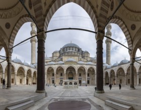 A picture of the courtyard, or sahn, of the Suleymaniye Mosque, in Istanbul