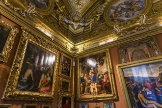FLORENCE, ITALY, OCTOBER 28, 2015 : interiors and architectural details of Palazzo Pitti, october