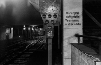 GDR, Berlin, 17 June 1990, Potsdamer Platz S-Bahn station, 28 years ghost station, tunnel