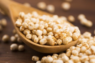 Quinoa popping