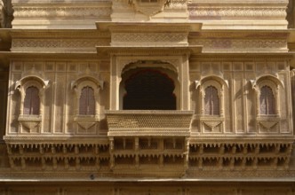 Balcony in Haveli, Jaisalmer, Rajasthan, India, Asia