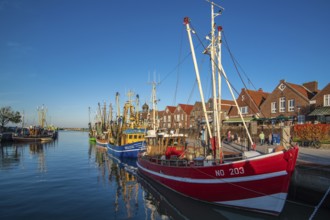 The harbour of Neuharlingersiel, East Frisia, Lower Saxony, fishing boats, fishing cutter,