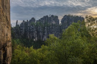 Sandstone cliffs of Saxon Switzerland, The Torsteine