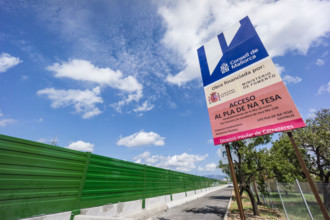 Cartel informativo oficial del gobierno de mallorca, conexion Ma-19, Mallorca, balearic islands,