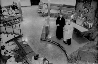 Germany, Berlin, 3 May 1991, joint service by Poles and Germans in St Hedwig's Cathedral, Europe