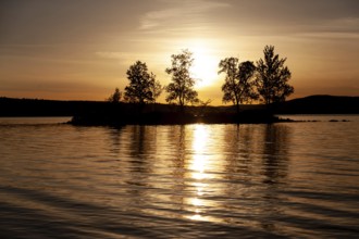 Drifwood Provincial Park is located along the south shore of the Ottawa River, 40km west of the