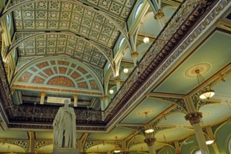 Statue of Prince Albert in Bhau Daji Lad Museum, Byculla, Bombay, Mumbai, Maharashtra, India, Asia