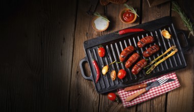 Chilli chorizo sausage with tomato bruschetta