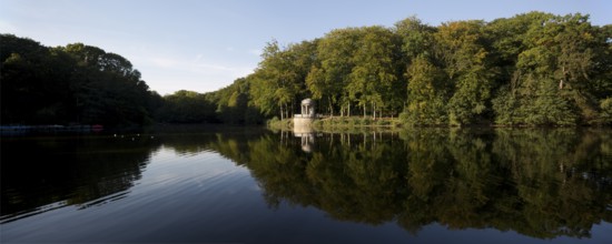 Krefeld, city forest with Deußtempel