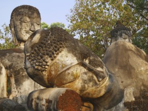 Buddha statues in Wat Phra Kaeo, Kamphaeng Phet Historical Park (UNESCO), Thailand, Asia