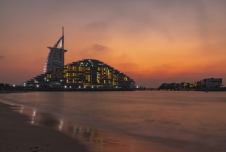 A picture of the Jumeirah Public Beach, the Jumeirah Marsa Al Arab Hotel and the Burj Al Arab