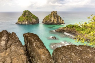 Fernando de Noronha, Brasil. Turquoise water around the Two Brothers rocks, UNESCO World Heritage