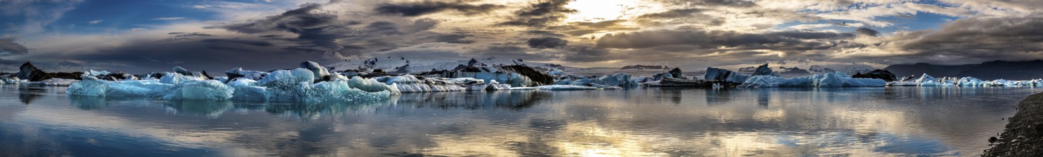 Famous Glacier Lagoon in Jokulsarlon Iceland during sunset